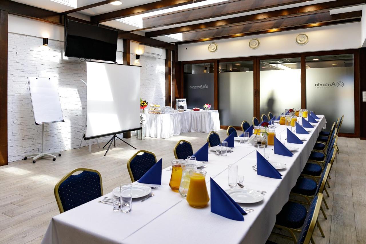 Hotel Antonio Conference بجيك المظهر الخارجي الصورة